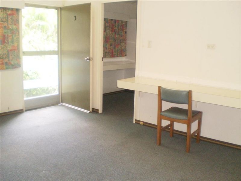 1/17 Collin Road, Collinsville QLD 4804