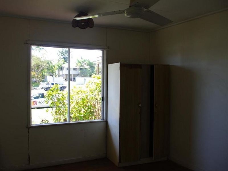 28 Livingstone Street, Bowen QLD 4805