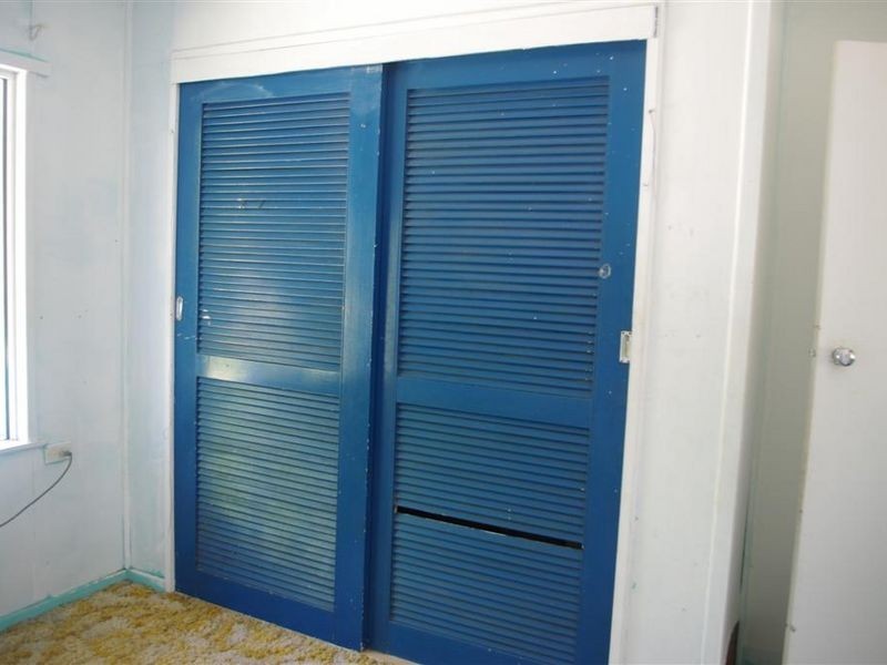 28 Livingstone Street, Bowen QLD 4805