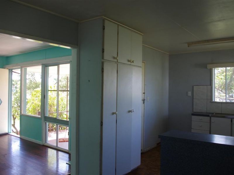 28 Livingstone Street, Bowen QLD 4805