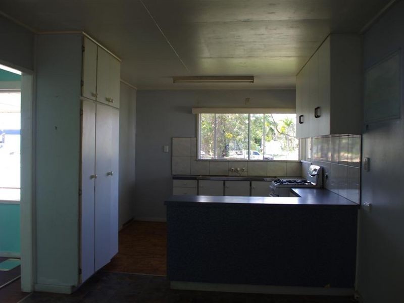 28 Livingstone Street, Bowen QLD 4805