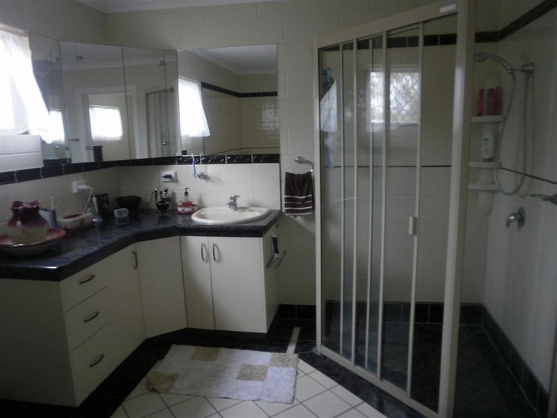 75 Flemington Road, Bowen QLD 4805