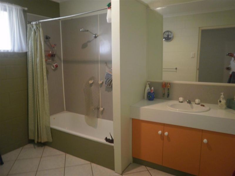 75 Flemington Road, Bowen QLD 4805