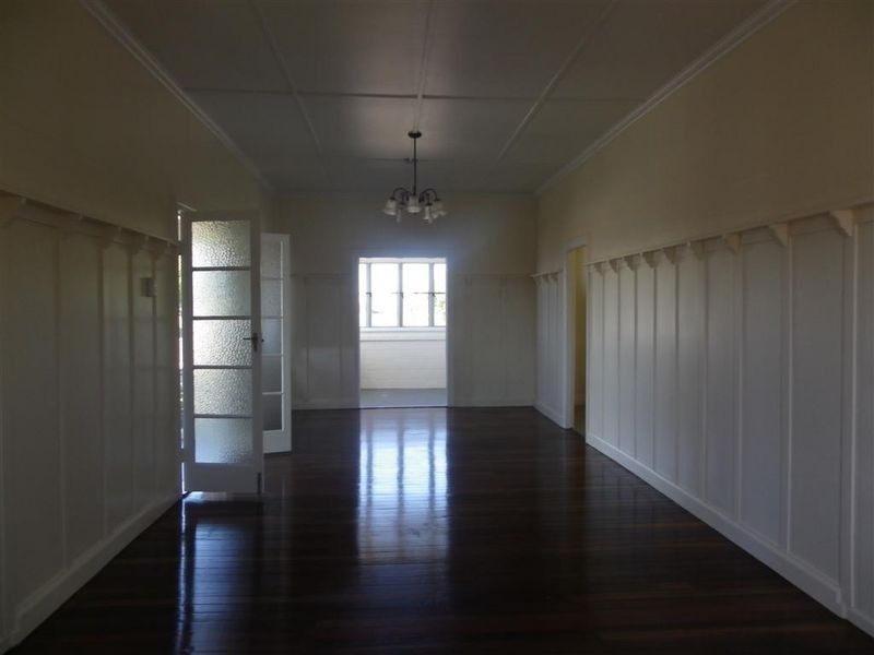 61 The Esplanade, Queens Beach, Bowen QLD 4805