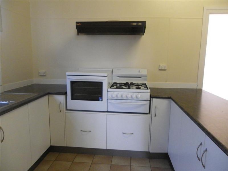 61 The Esplanade, Queens Beach, Bowen QLD 4805