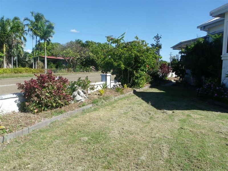 61 The Esplanade, Queens Beach, Bowen QLD 4805