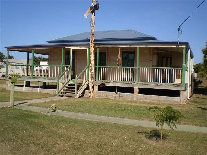 35 Dalrymple Street, Bowen QLD 4805