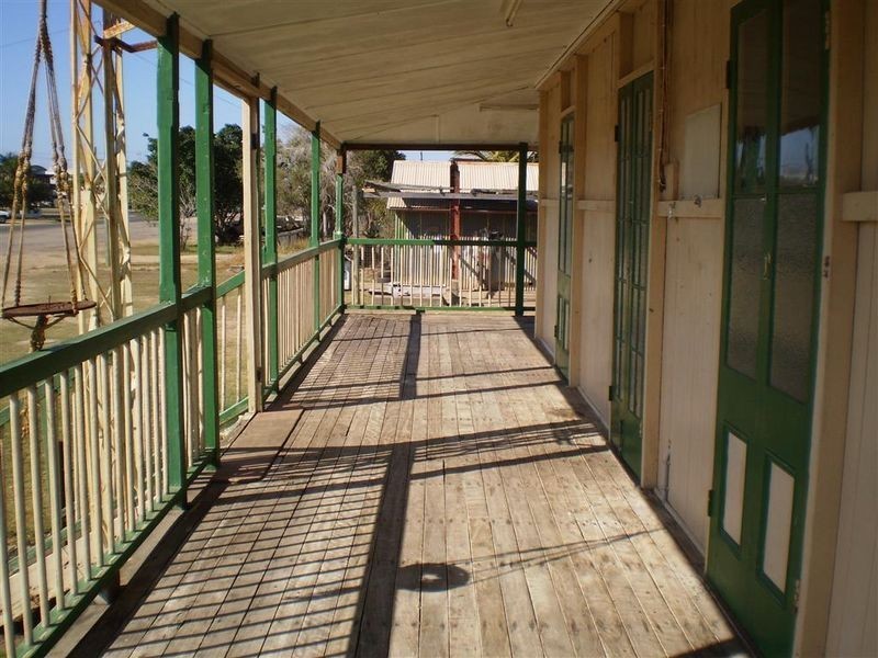 35 Dalrymple Street, Bowen QLD 4805