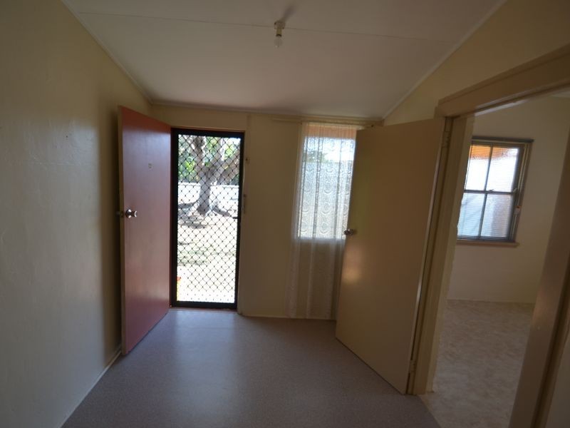 2/30 Murroona Street, Bowen QLD 4805