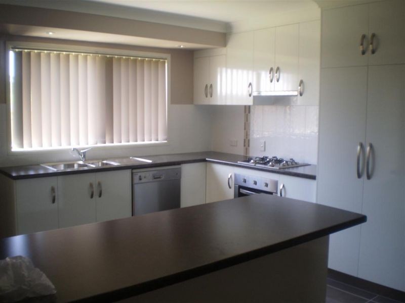 7 Crofton Street, Bowen QLD 4805