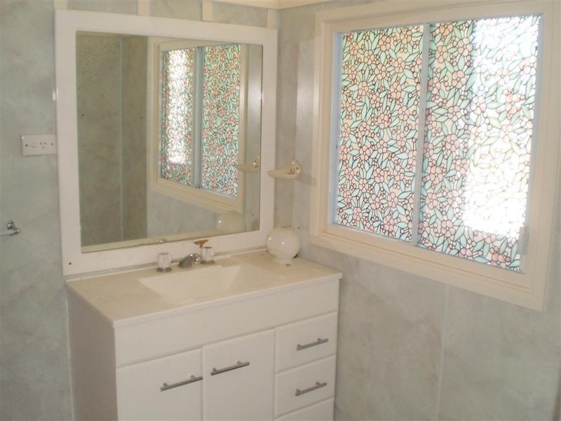 61 The Esplanade, Bowen QLD 4805