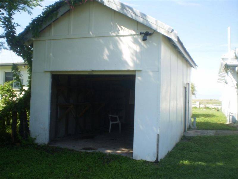 61 The Esplanade, Bowen QLD 4805