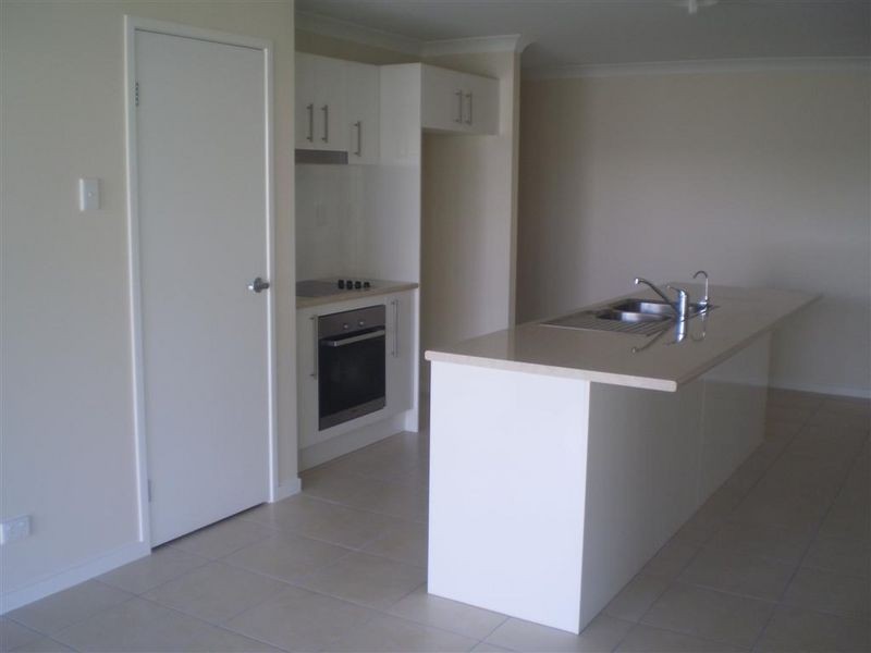 1/14 Hillview Place, Bowen QLD 4805