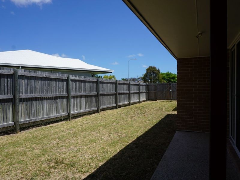 1/14 Hillview Place, Bowen QLD 4805