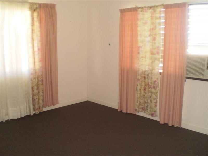 3 Hay Street, Bowen QLD 4805