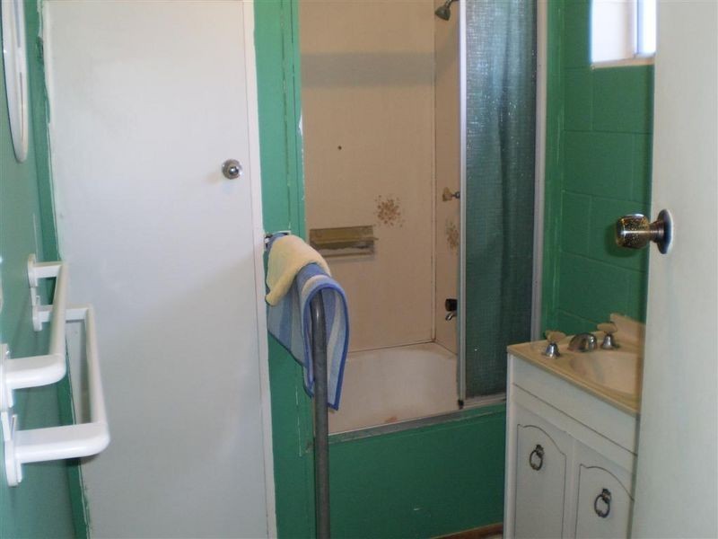 3 Hay Street, Bowen QLD 4805