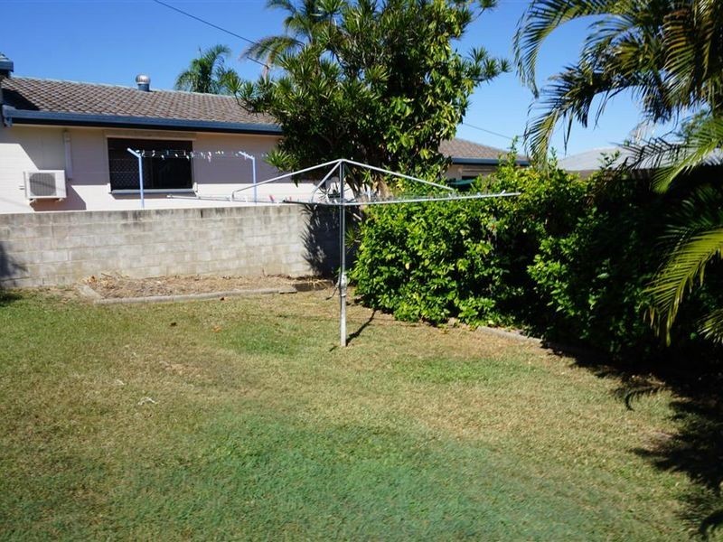 4 Bull Crescent, Bowen QLD 4805
