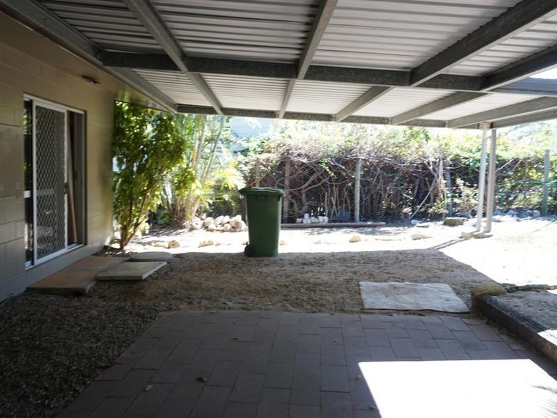 4 Bull Crescent, Bowen QLD 4805