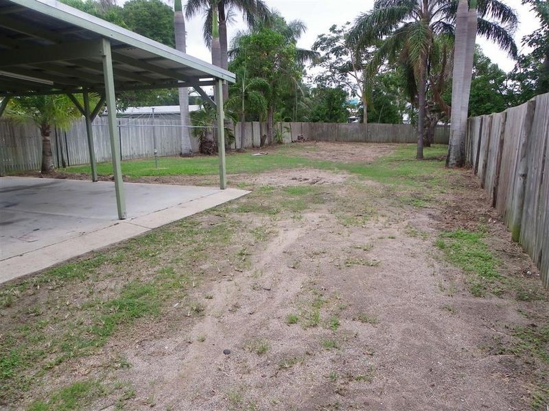 24 Dalrymple Street, Bowen QLD 4805