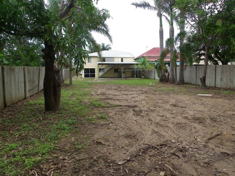 24 Dalrymple Street, Bowen QLD 4805