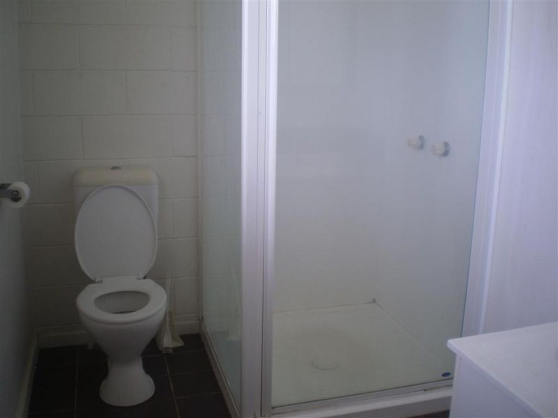 1/12 Verna Street, Bowen QLD 4805