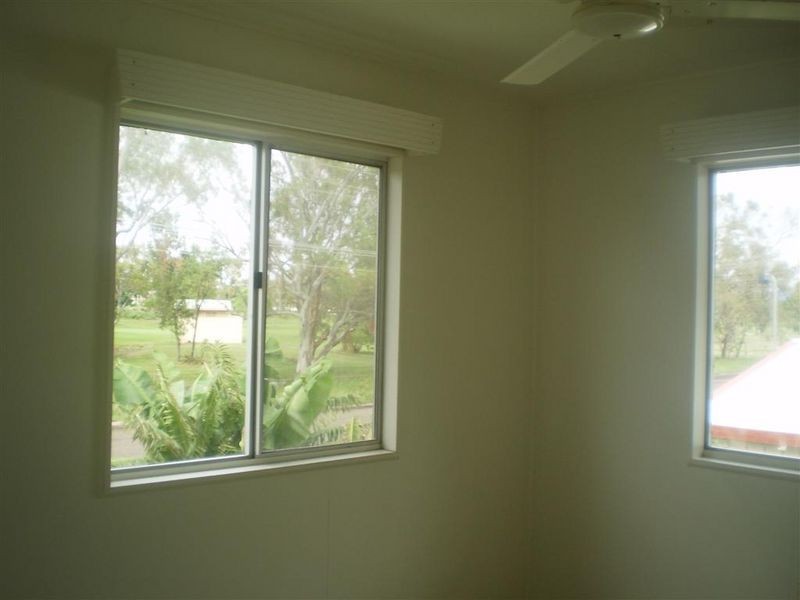 1/12 Verna Street, Bowen QLD 4805