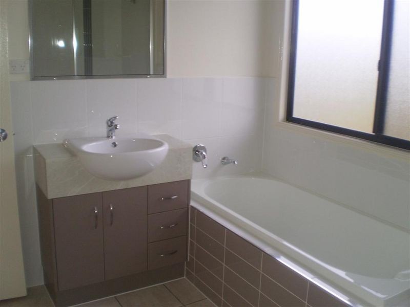 31 Links Road, Bowen QLD 4805