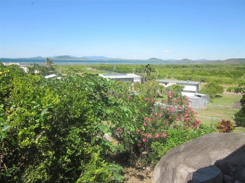 85 Williams Street, Bowen QLD 4805