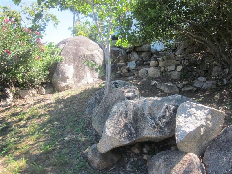 85 Williams Street, Bowen QLD 4805