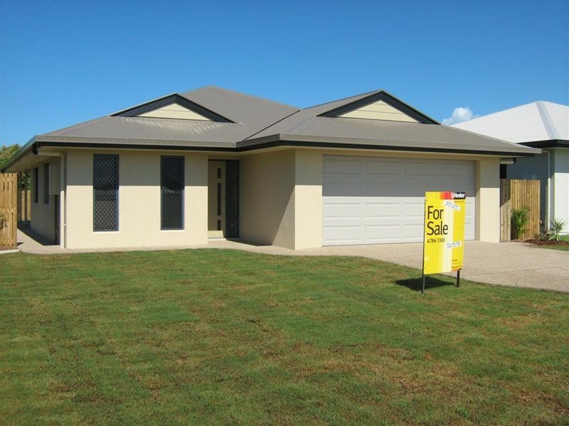 26 Lemon Grove, Bowen QLD 4805