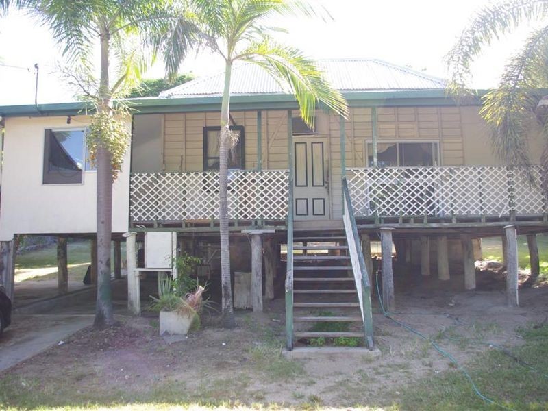74D Poole Street, Bowen QLD 4805