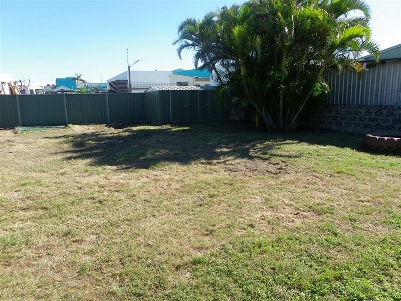 11 Brisbane Street, Bowen QLD 4805