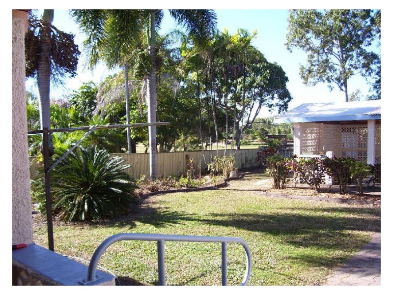 124 Herbert Street, Bowen QLD 4805