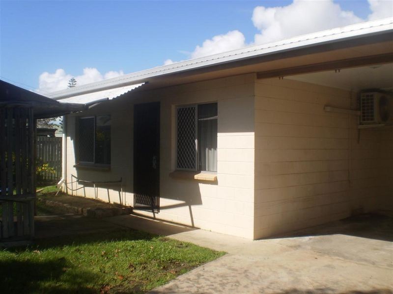 4/89 Powell Street, Bowen QLD 4805