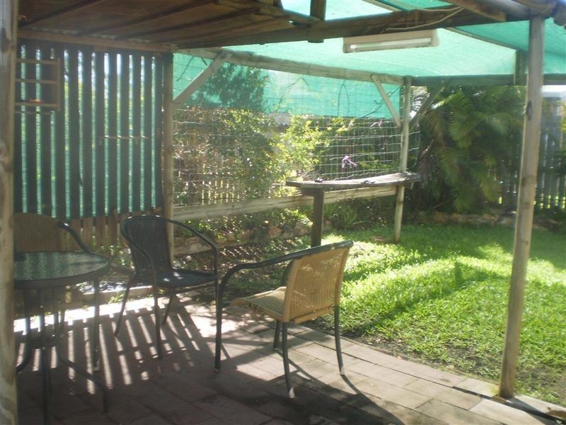 4/89 Powell Street, Bowen QLD 4805