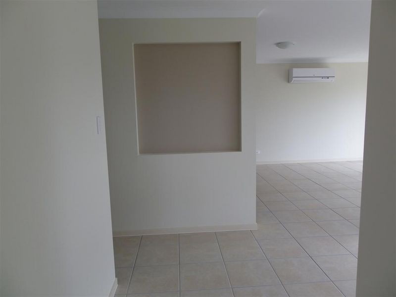 1 Sapphire Crescent, Bowen QLD 4805