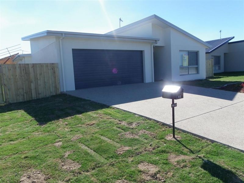 43 (L450) Scenic Crescent, Bowen QLD 4805