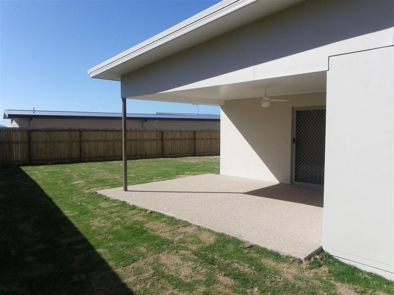 25 Sapphire Crescent, Bowen QLD 4805