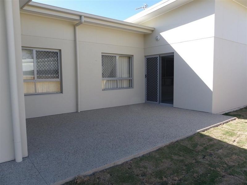 25 Sapphire Crescent, Bowen QLD 4805