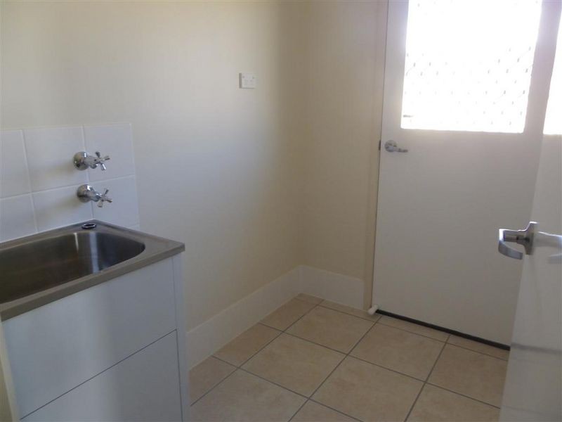 24 Sapphire Crescent, Bowen QLD 4805