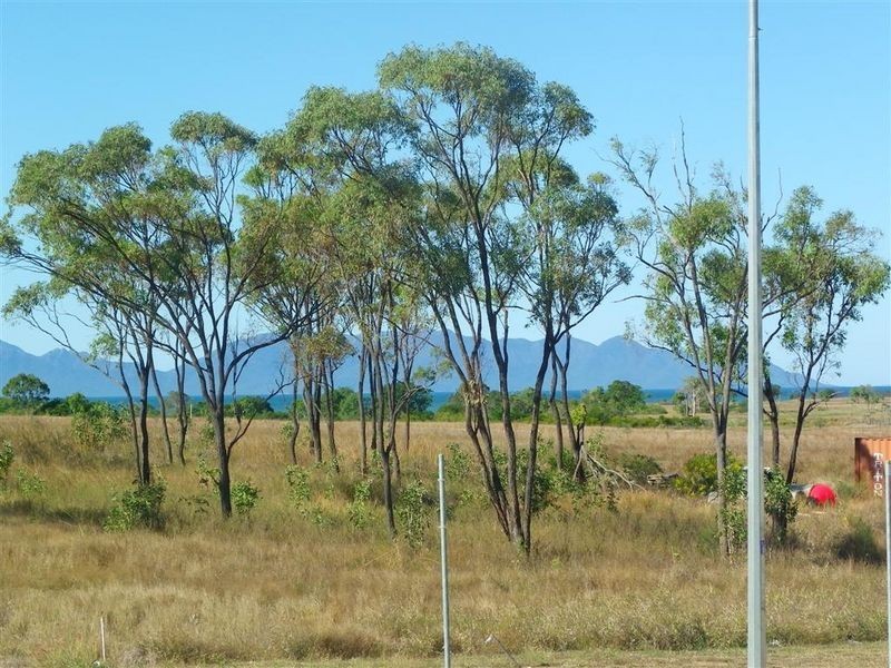 24 Sapphire Crescent, Bowen QLD 4805