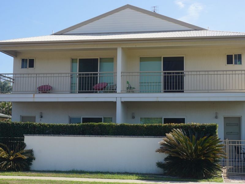 5/1 Murroona Road, Bowen QLD 4805