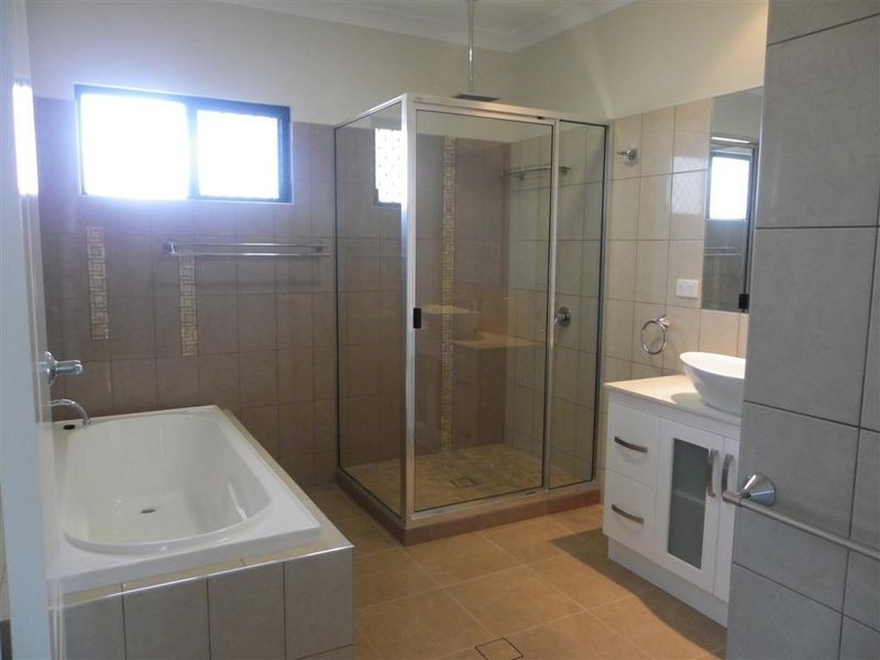 17 Matthews Street, Bowen QLD 4805