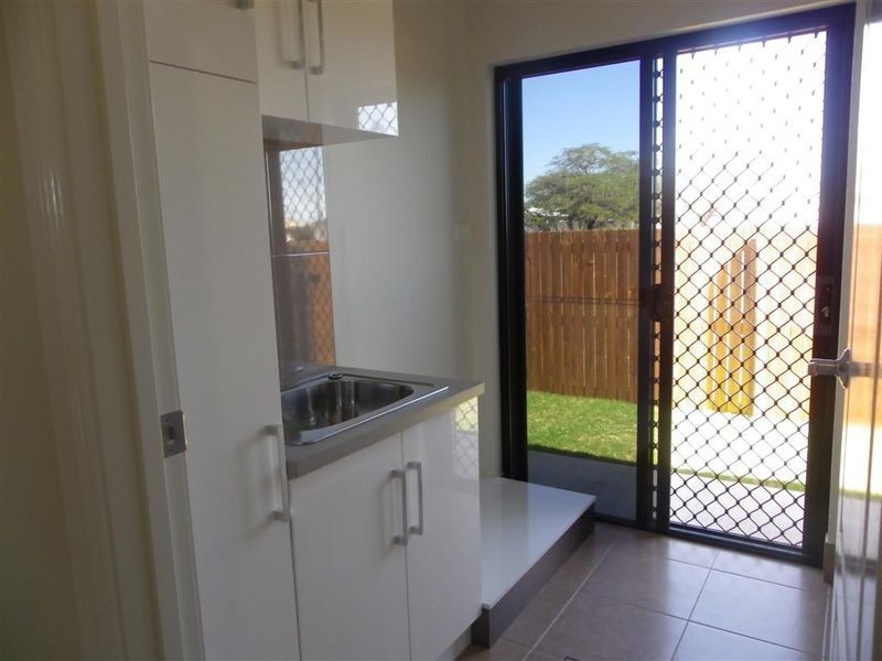 17 Matthews Street, Bowen QLD 4805