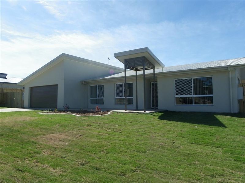 6 Sapphire Crescent, Bowen QLD 4805