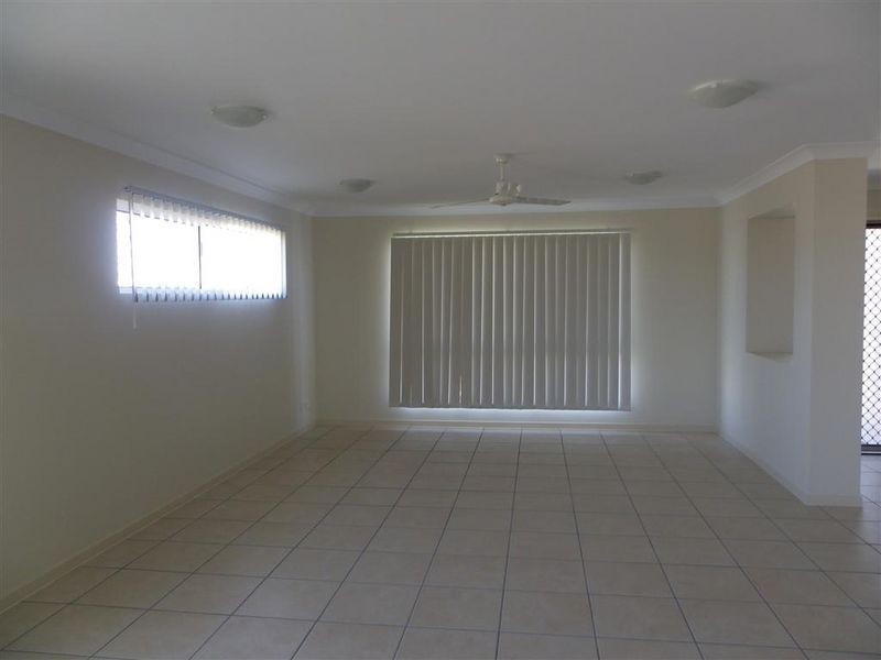 6 Sapphire Crescent, Bowen QLD 4805