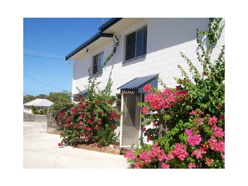 2/121 Herbert Street, Bowen QLD 4805