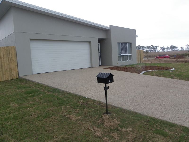 47 Scenic Drive, Bowen QLD 4805