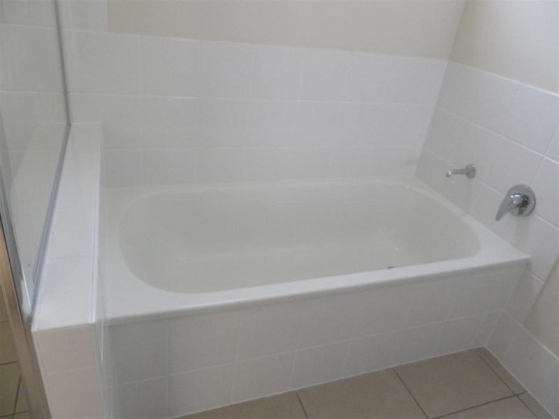 5 Sapphire Crescent, Bowen QLD 4805