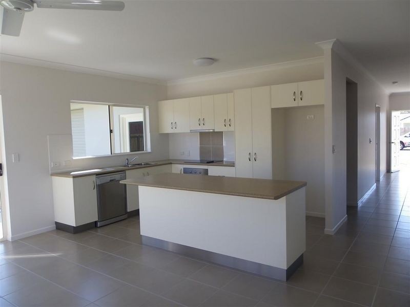 2 Sixth Close, Bowen QLD 4805